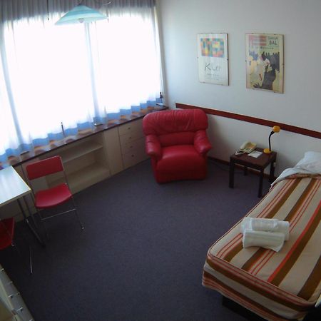 Albergo Residence Italia Vintage Hotel ポルデノーネ エクステリア 写真