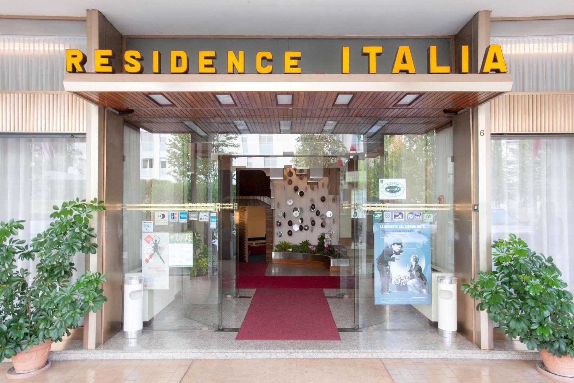 Albergo Residence Italia Vintage Hotel ポルデノーネ エクステリア 写真